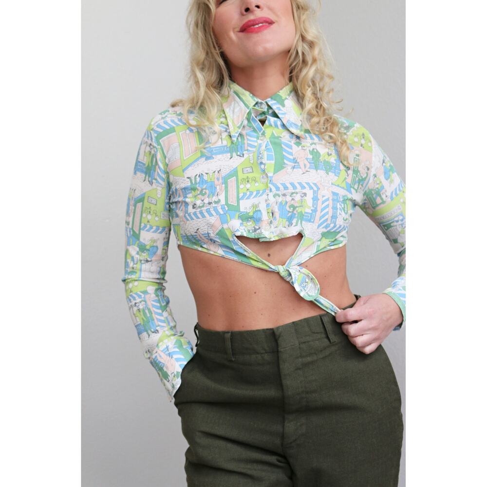 1970's Vintage Dagger Collar Crop Top ~ Women's XXS to XS ~70's Cute Belly Shirt